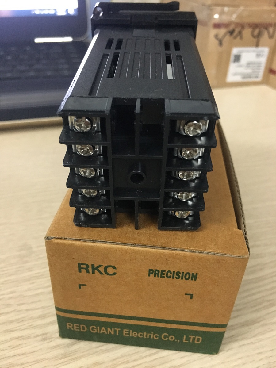 C100 Ssr (1) C100 Ssr (1)